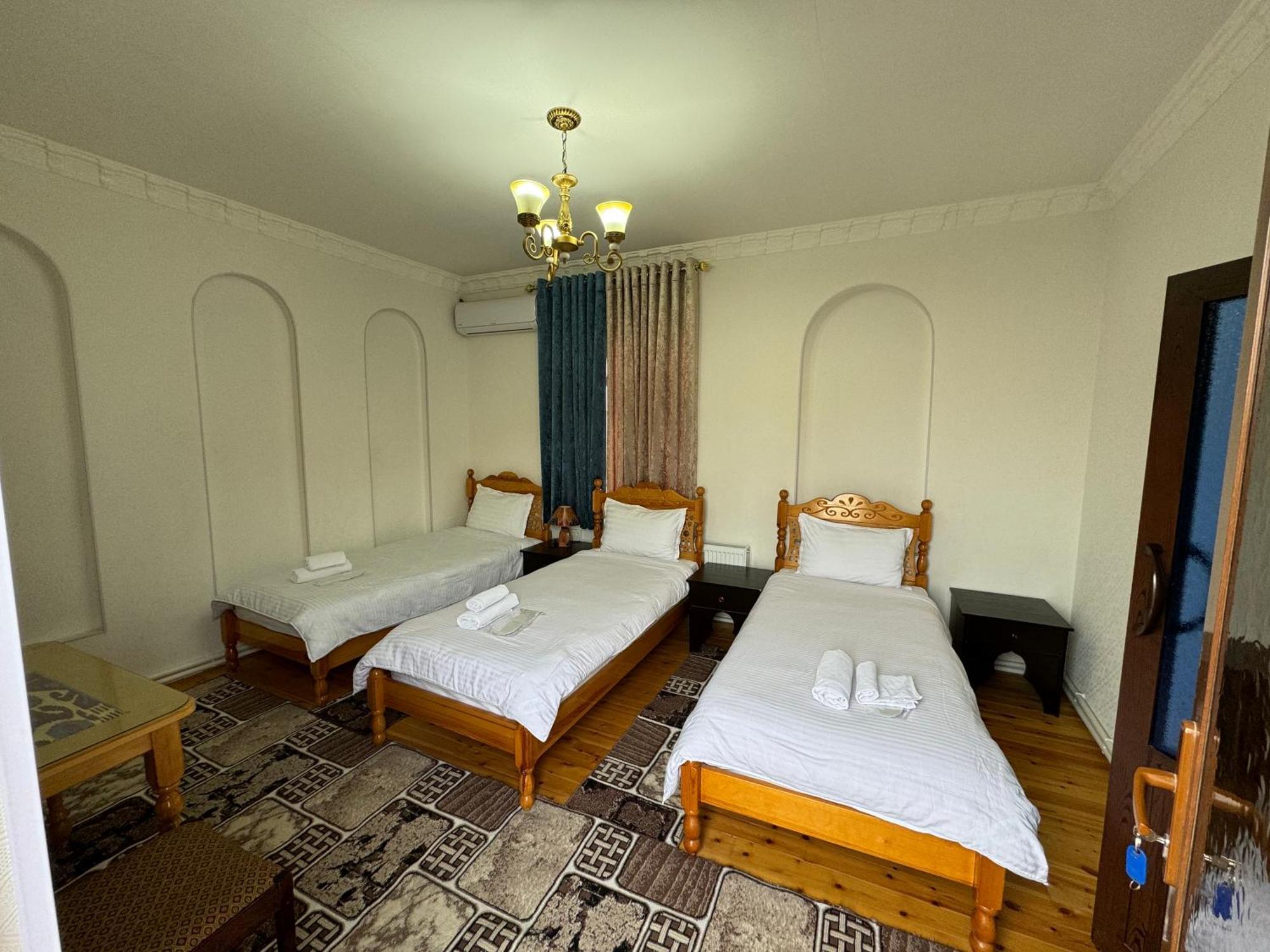 Guest House Ravshan Boukhara Extérieur photo